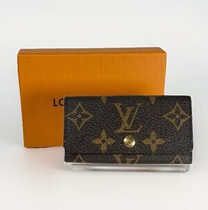 Louis Vuitton 4 Key Holder Monogram key hooks 0042